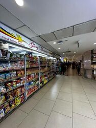 Lucky Plaza (D9), Shop House #565754041